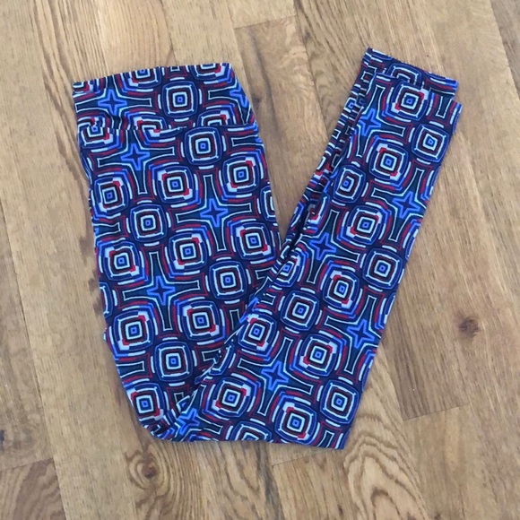 LuLaRoe Pants - LuLaRoe Tall & Curvy Leggings